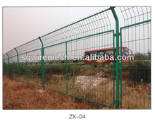 ISO High Quality PVC Coated Welded Wire Mesh Fence( gold factory)